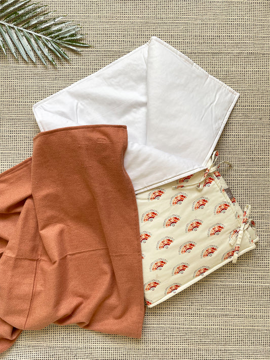 طقم مدس و بلانكت باللون البرتقالي المحروق