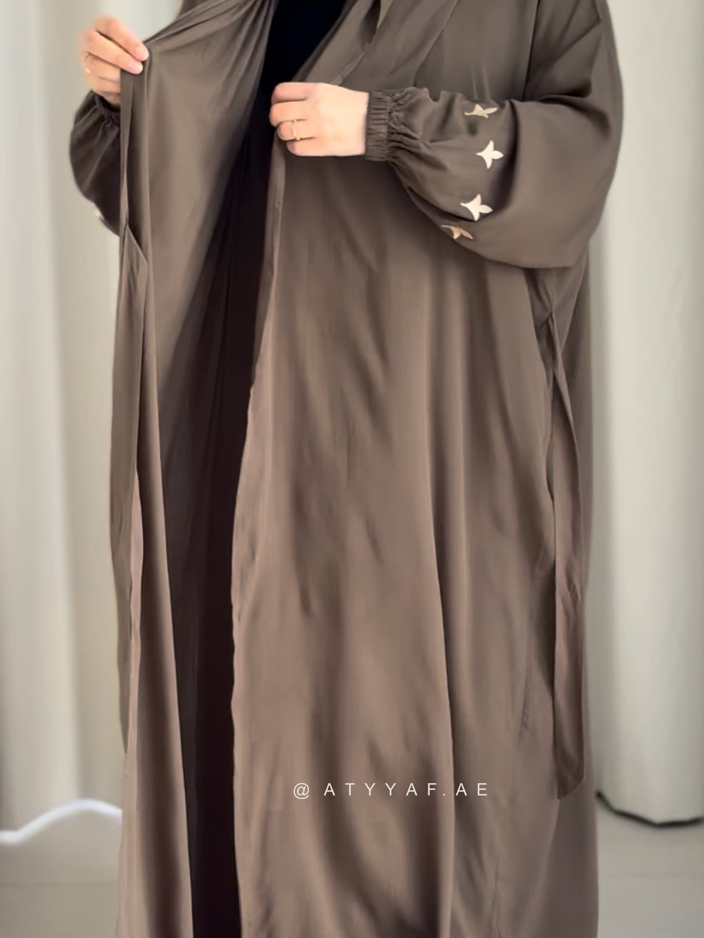 لباس صلاة أخضر - يصل خلال يومين