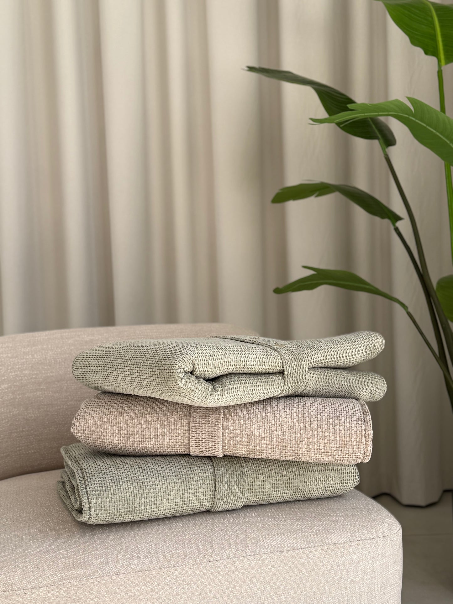 سجادة صلاة اسفنجية - اللون الأخضر الهادي