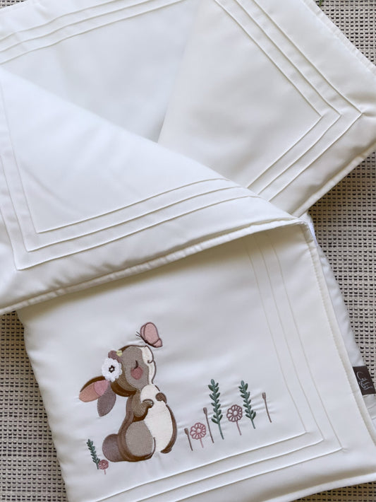 مـدس أطفال بتصميم طفولي