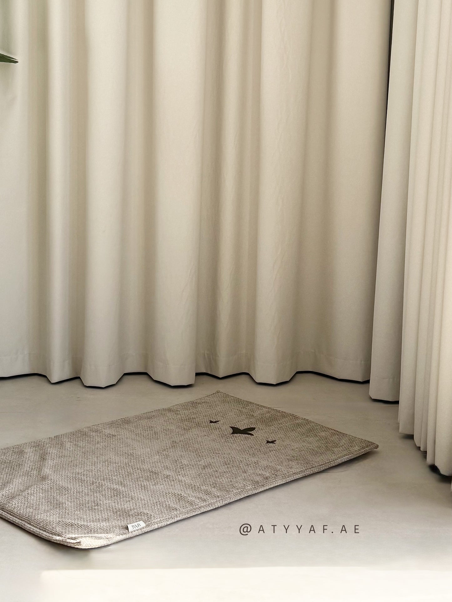 سجادة صلاة اسفنجية - اللون البيج الرمادي