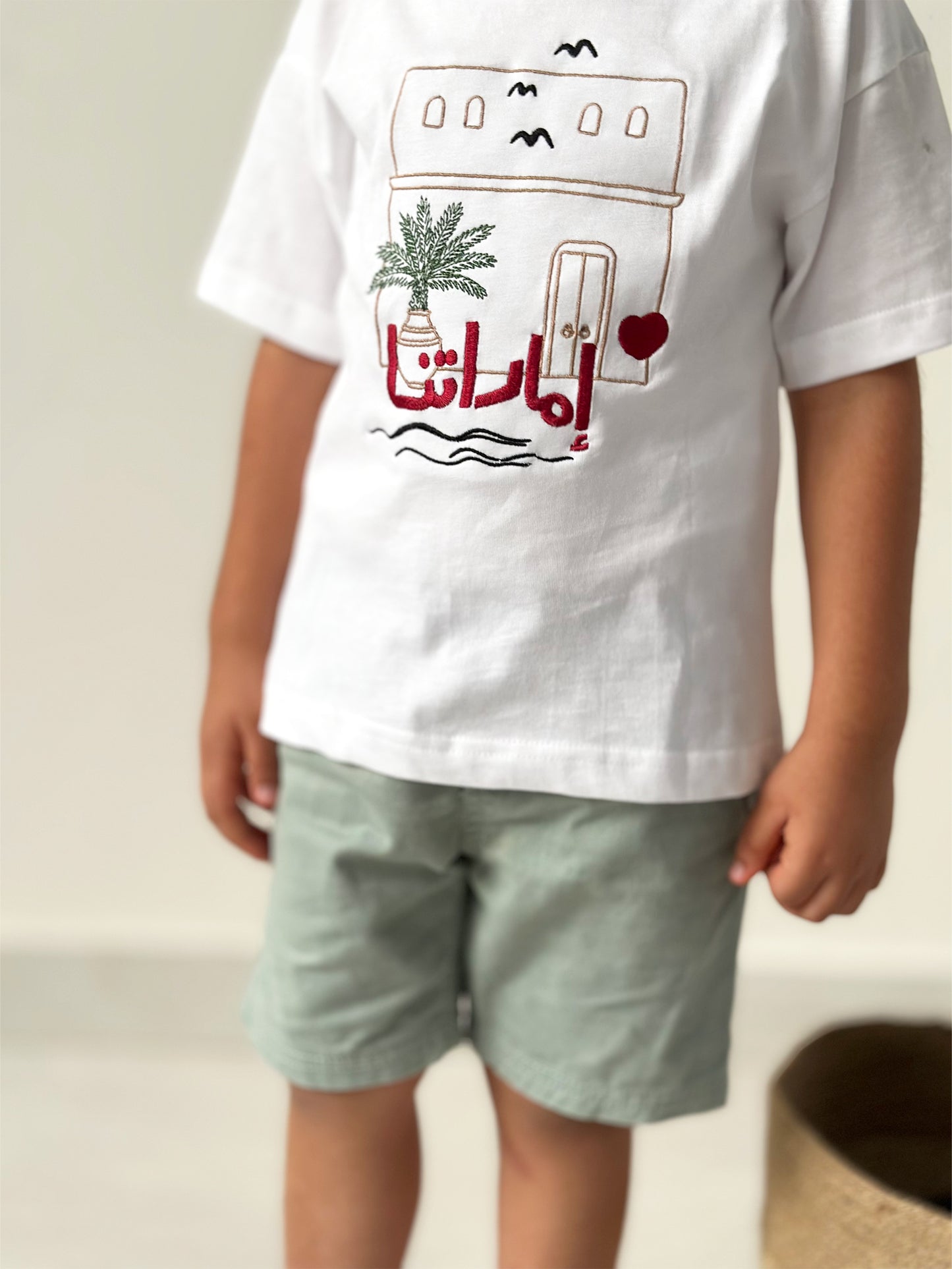 تيشيرت إماراتنا - اكتفينا بطلبات يوم العلم - التسليم بتاريخ 23 / 11